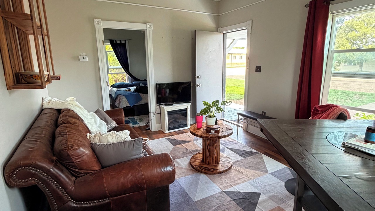 Photo of Livingroom in Goodland