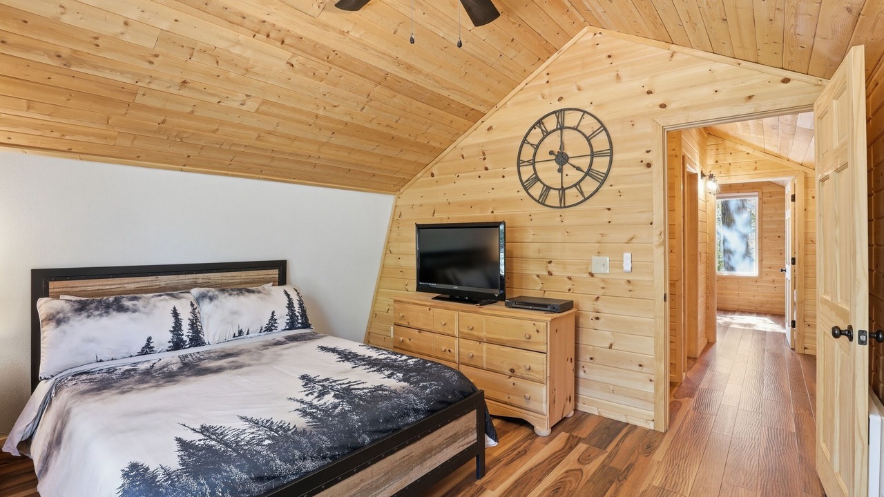 Photo of Bedroom in Meadow View Heights