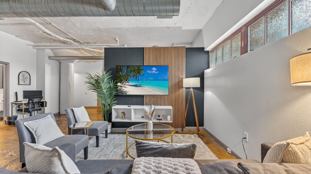 Photo of Livingroom in River Market