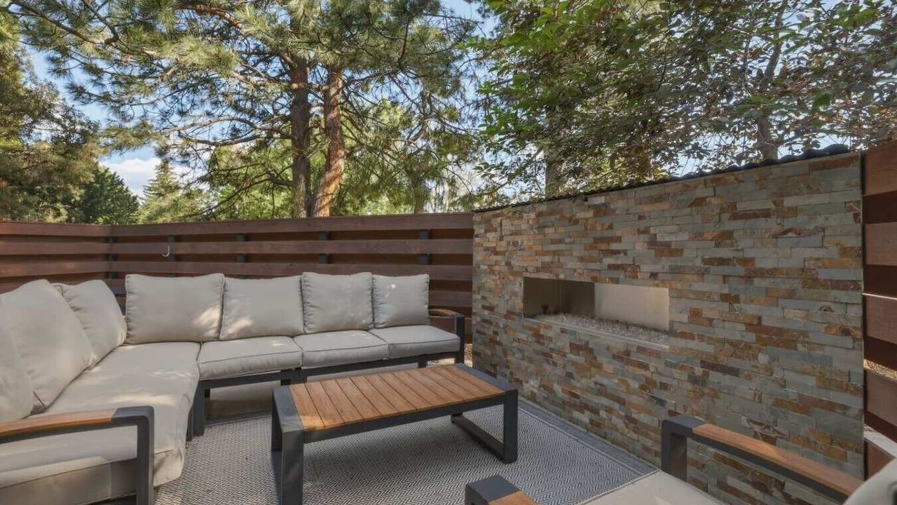 Photo of Outdoor in Winding Trail