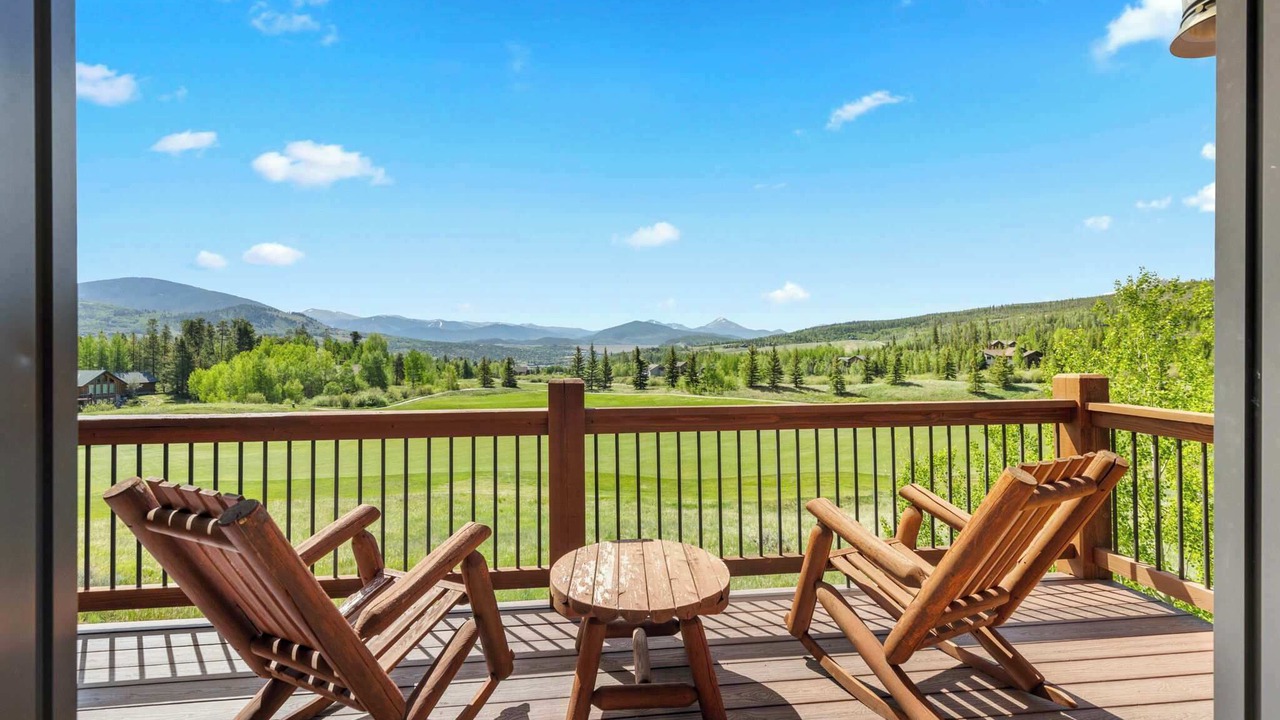 Photo of Outdoor in Three Peaks