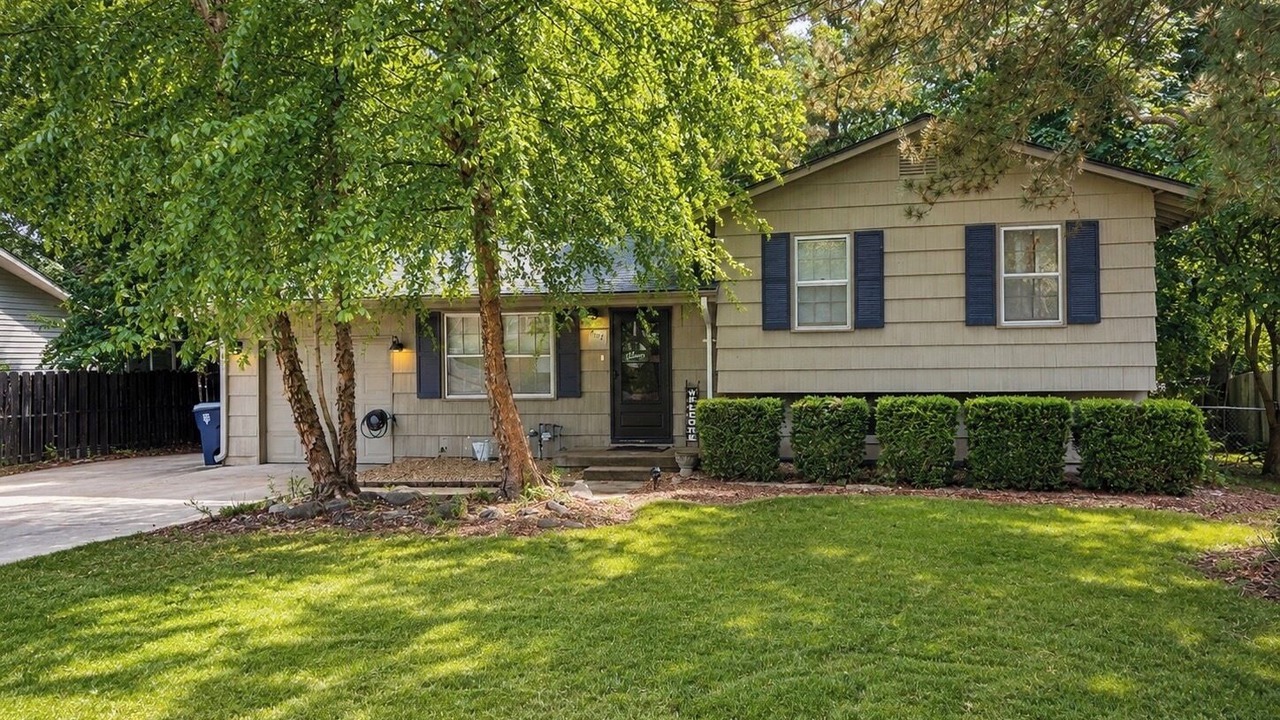 Photo of Outdoor in Parkville