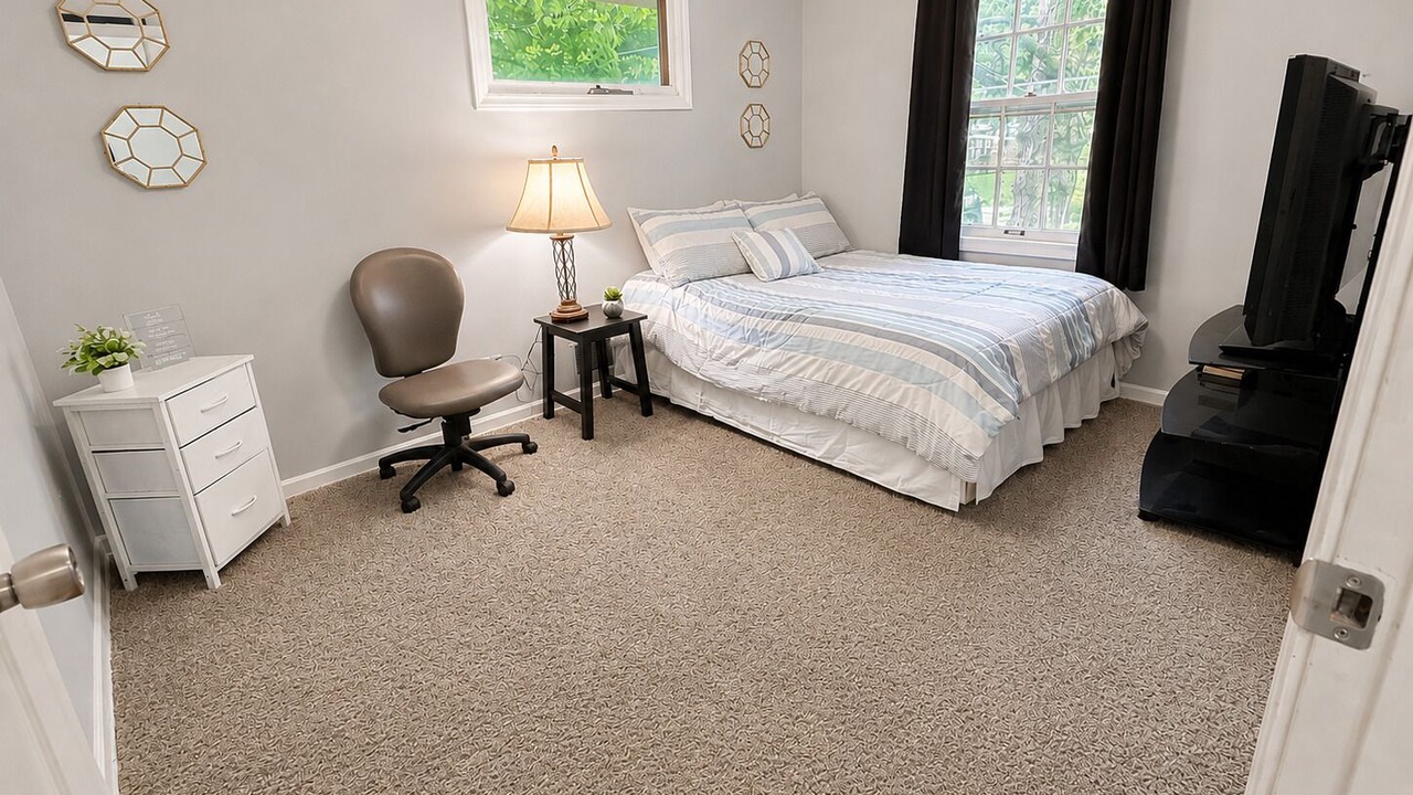 Photo of Bedroom in Parkville