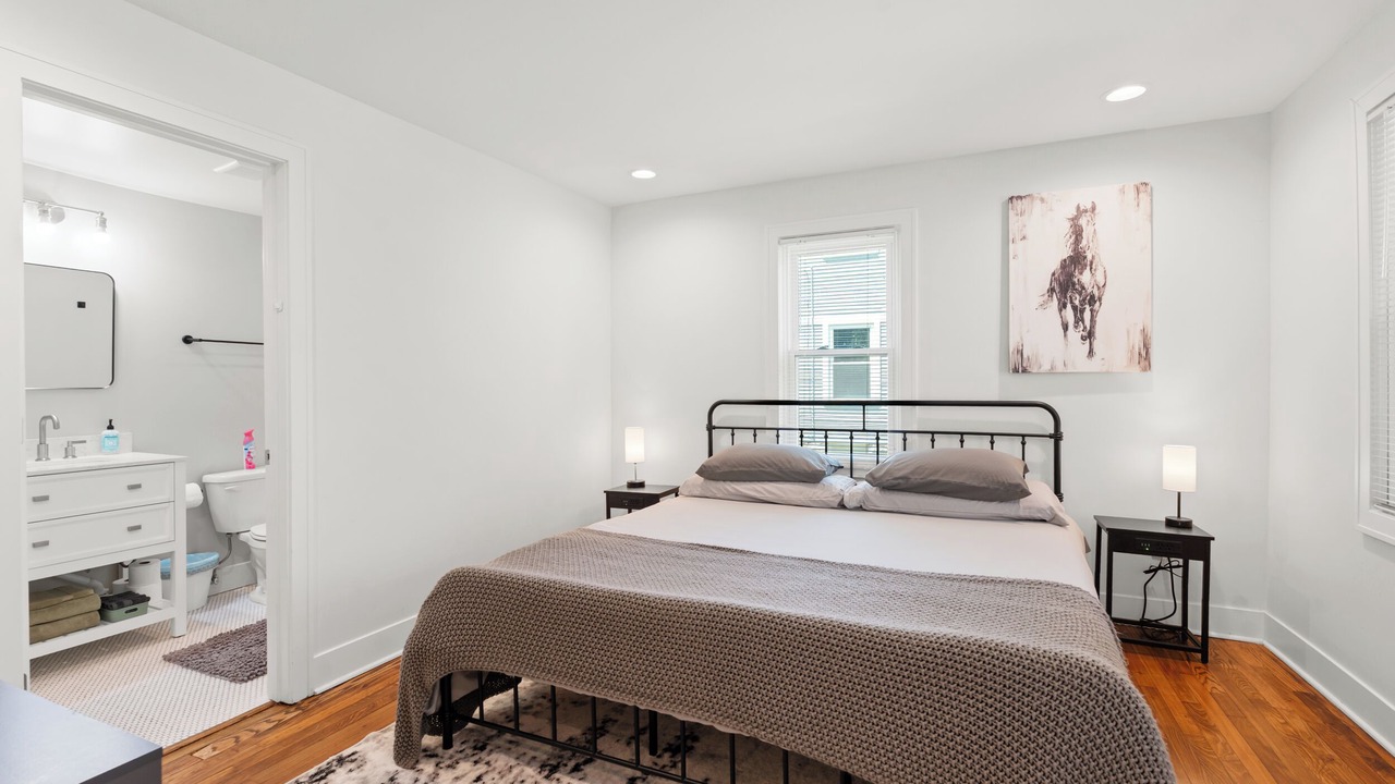 Photo of Bedroom in Southmoreland
