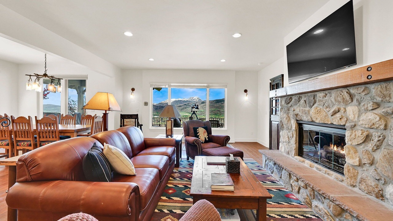 Photo of Livingroom in Eden