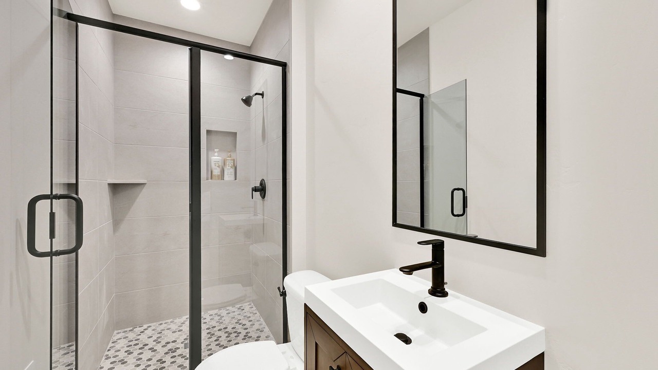 Photo of Bathroom in Eden