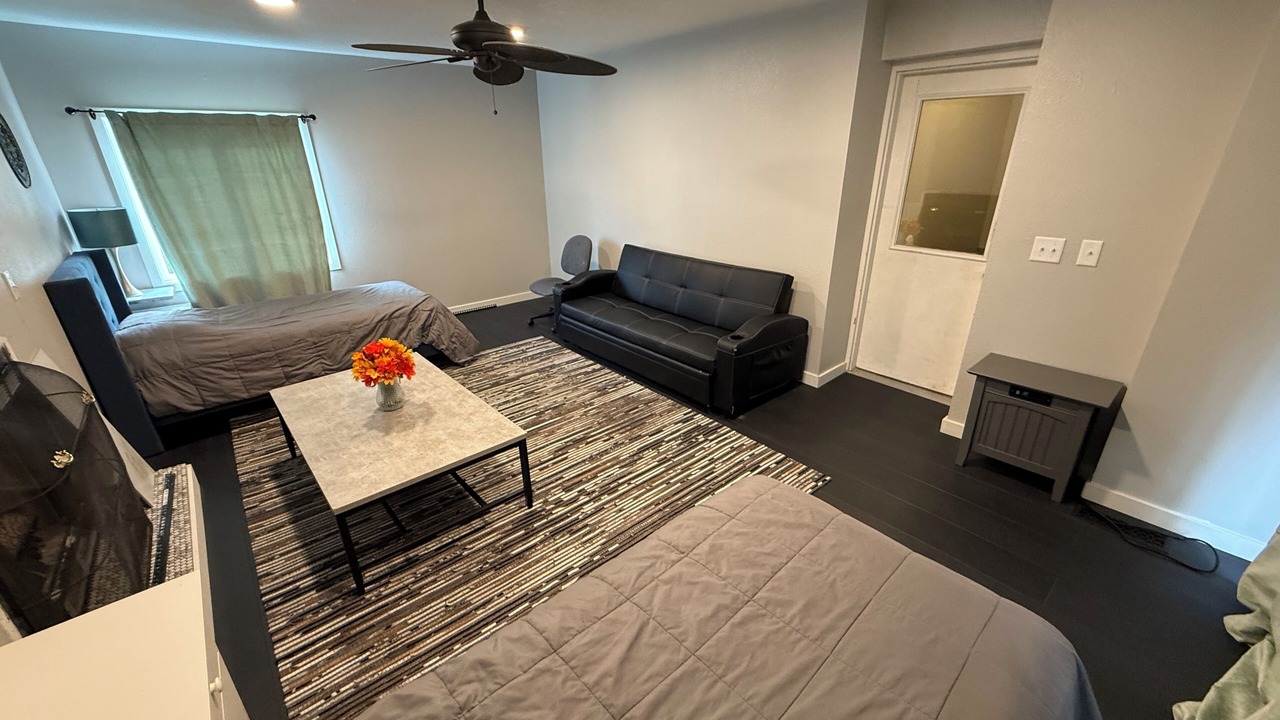 Photo of Bedroom in Urbandale