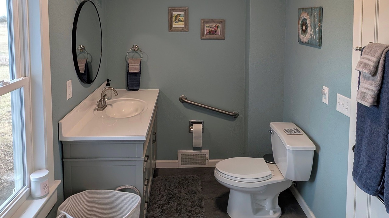 Photo of Bathroom in Lawrence