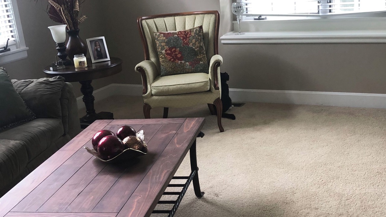 Photo of Livingroom in Lawrence