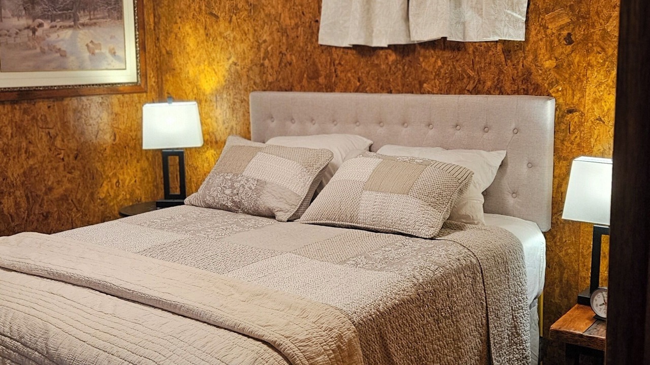 Photo of Bedroom in Decatur County