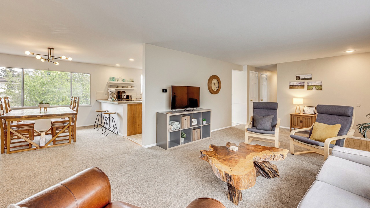 Photo of Livingroom in East Colorado Springs