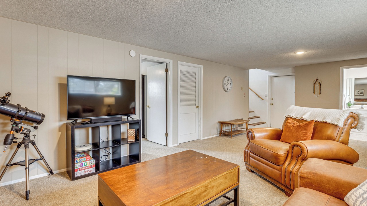 Photo of Livingroom in East Colorado Springs