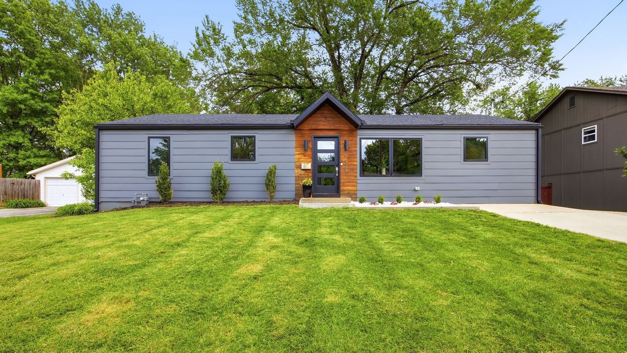 Photo of Outdoor in Overland Park