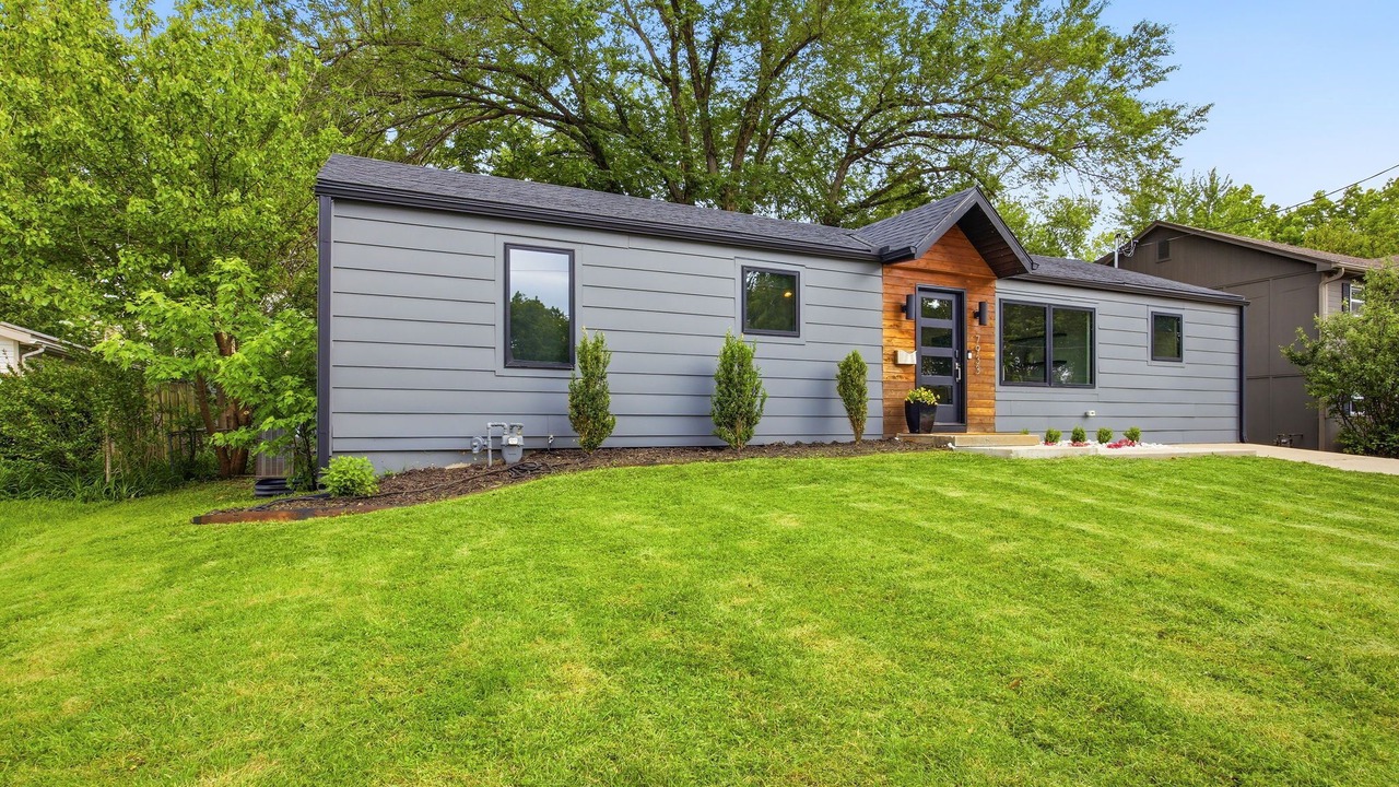 Photo of Outdoor in Overland Park
