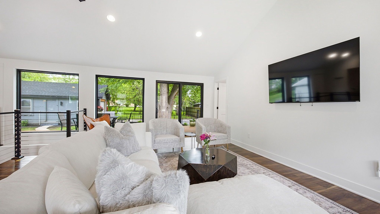 Photo of Livingroom in Overland Park