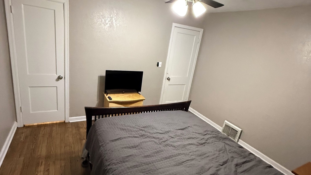 Photo of Bedroom in Lenexa