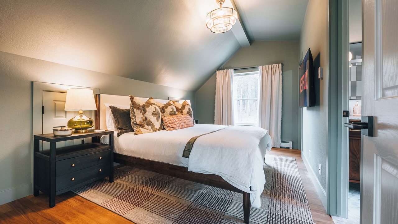 Photo of Bedroom in Black Hawk