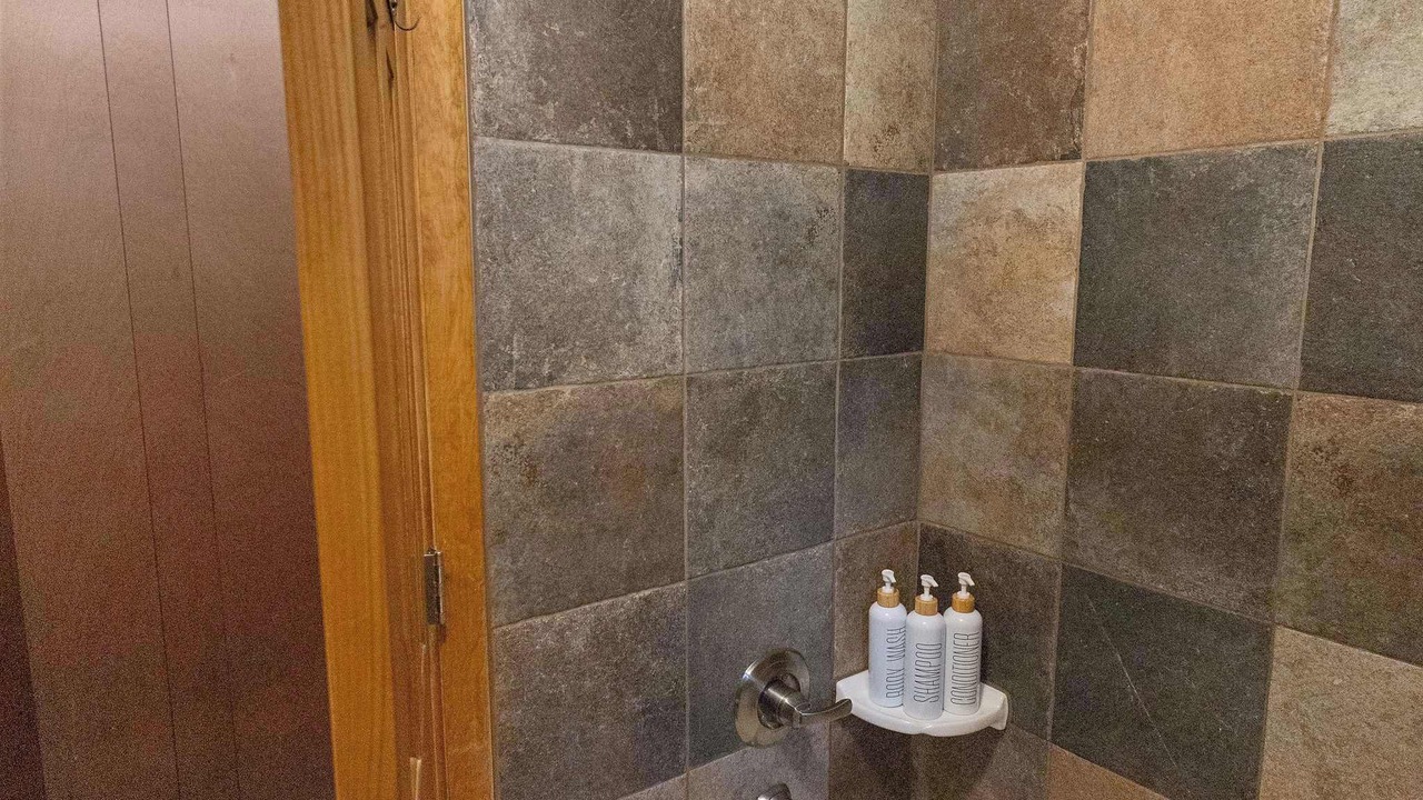 Photo of Bathroom in Black Hawk