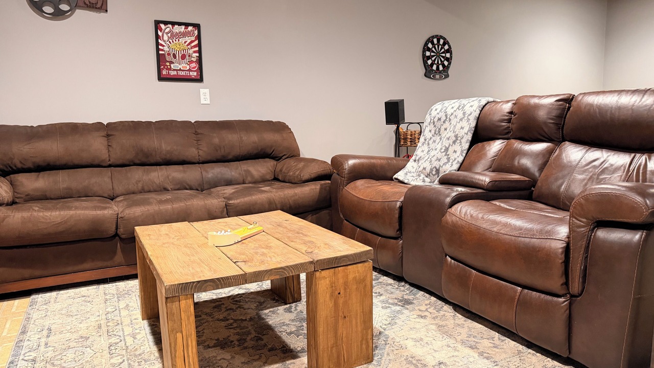 Photo of Livingroom in Oak Grove
