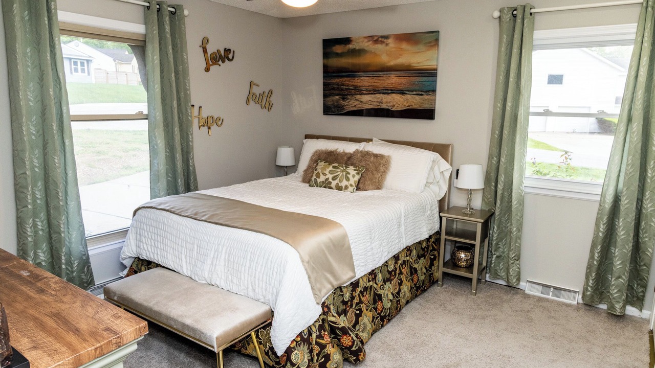 Photo of Bedroom in Independence