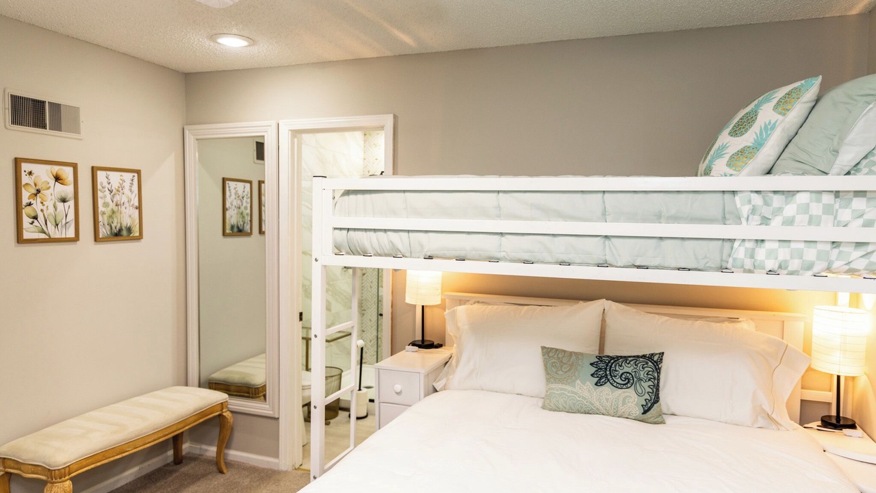 Photo of Bedroom in Independence
