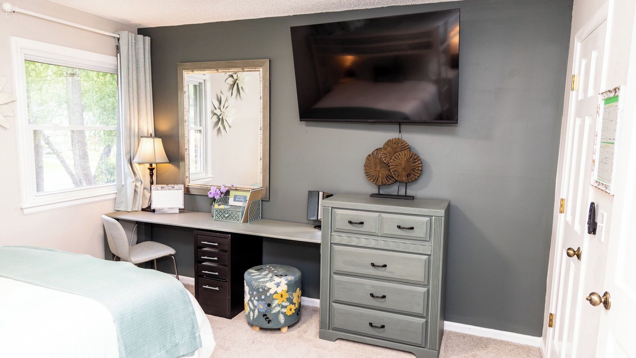 Photo of Bedroom in Independence