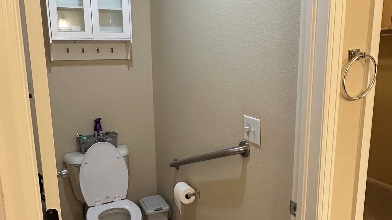Photo of Bathroom in Thornton