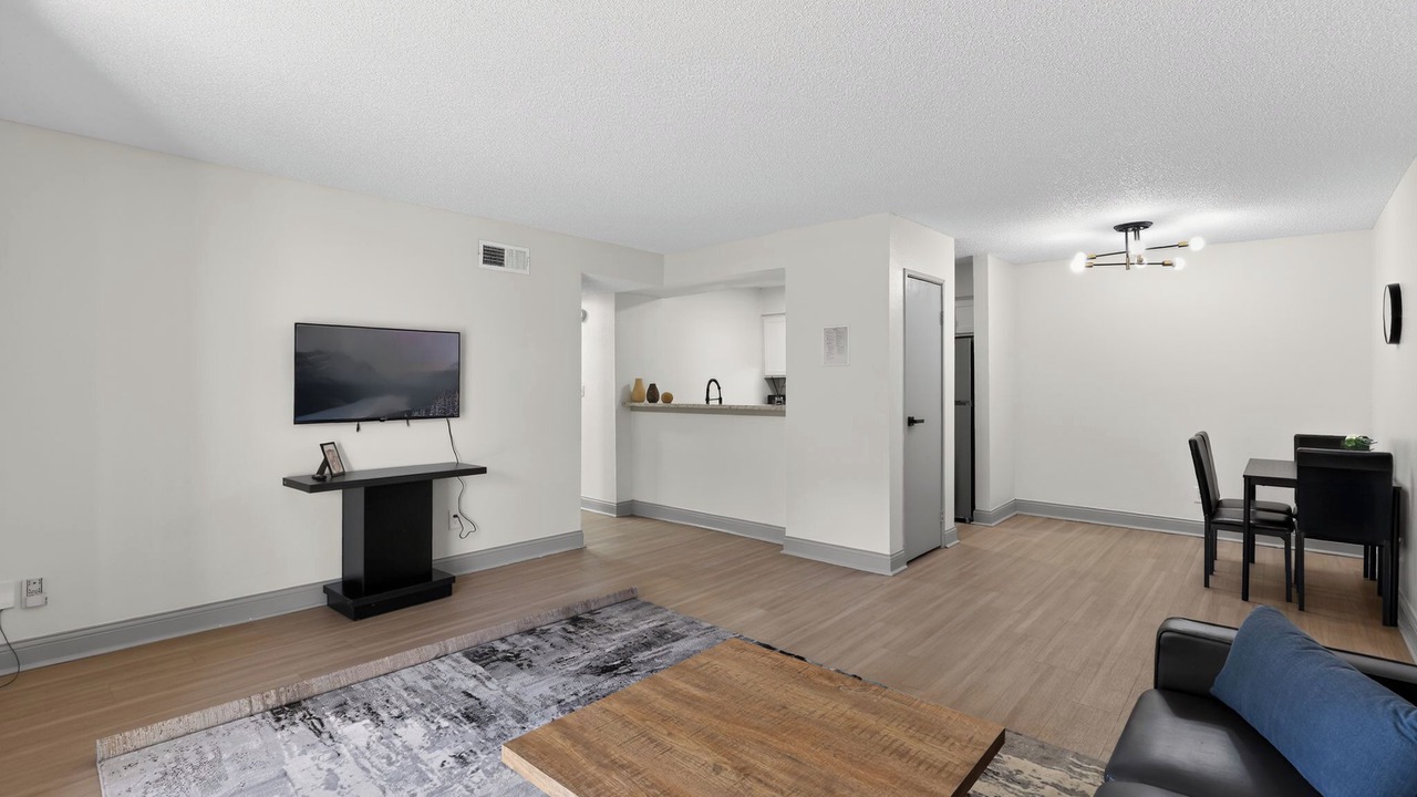 Photo of Livingroom in Lenexa
