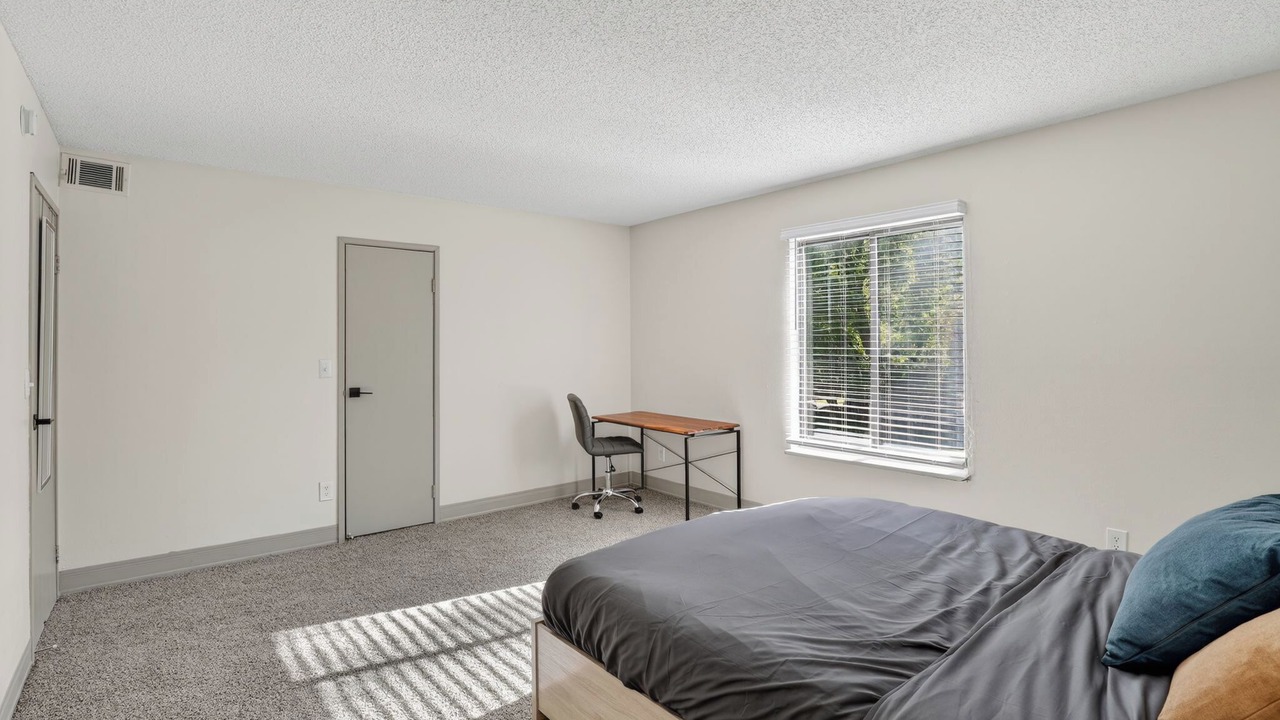 Photo of Bedroom in Lenexa