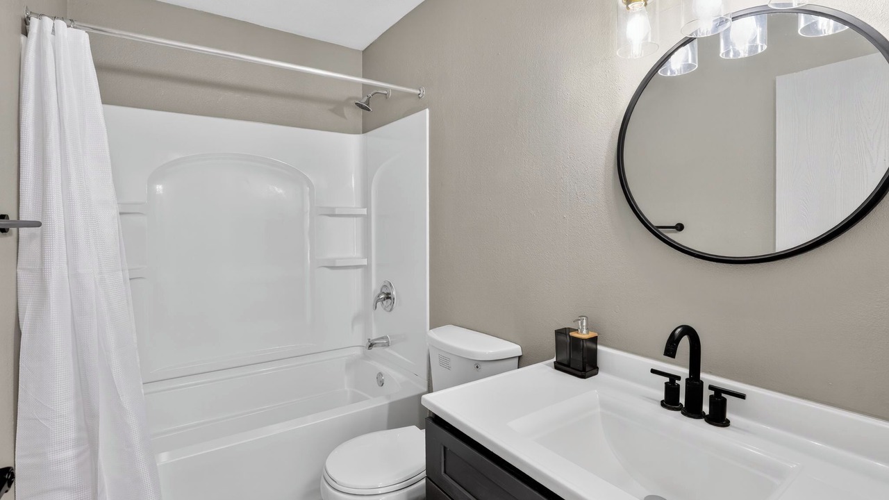 Photo of Bathroom in Lenexa