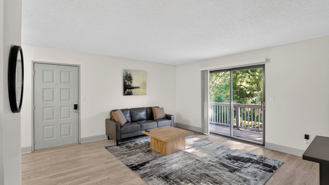 Photo of Livingroom in Lenexa