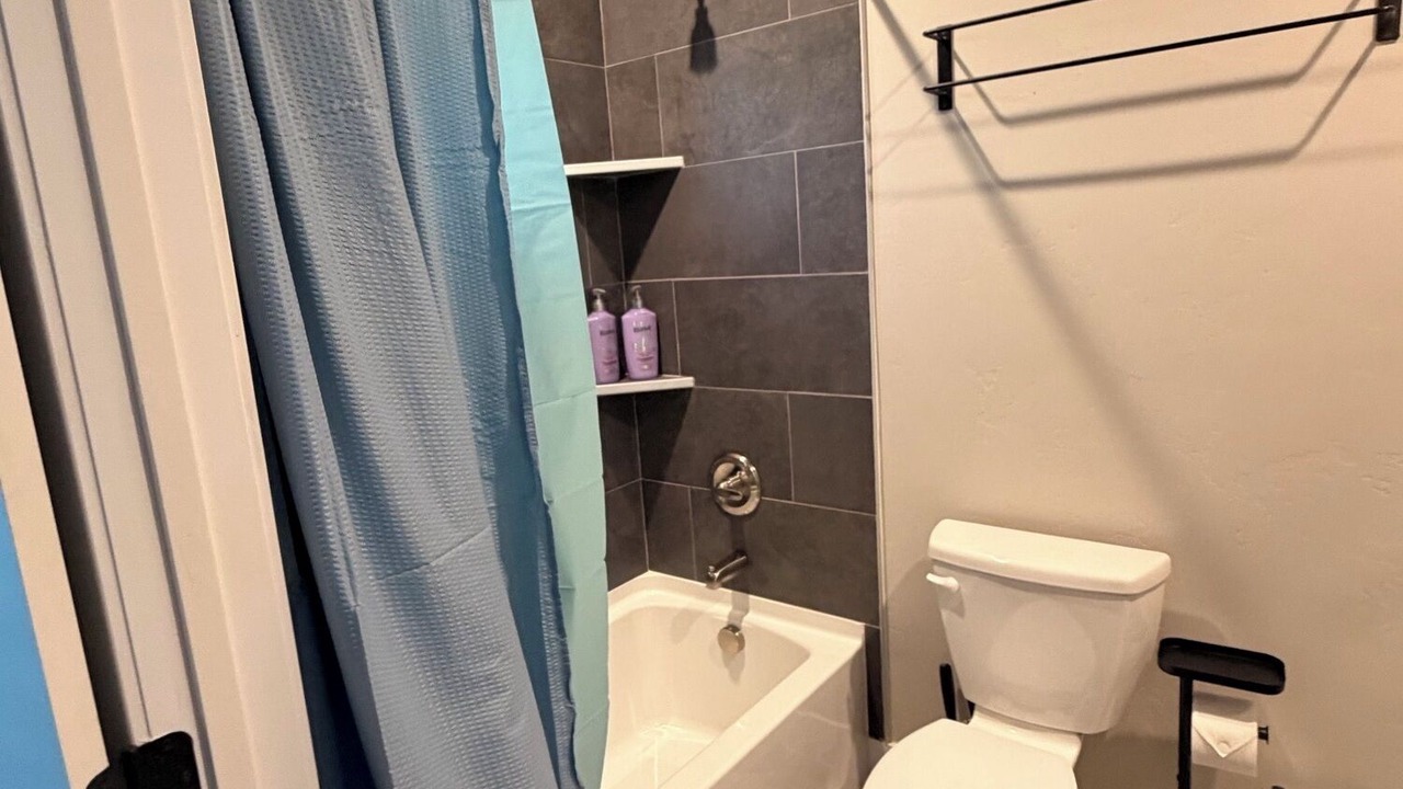 Photo of Bathroom in Delta