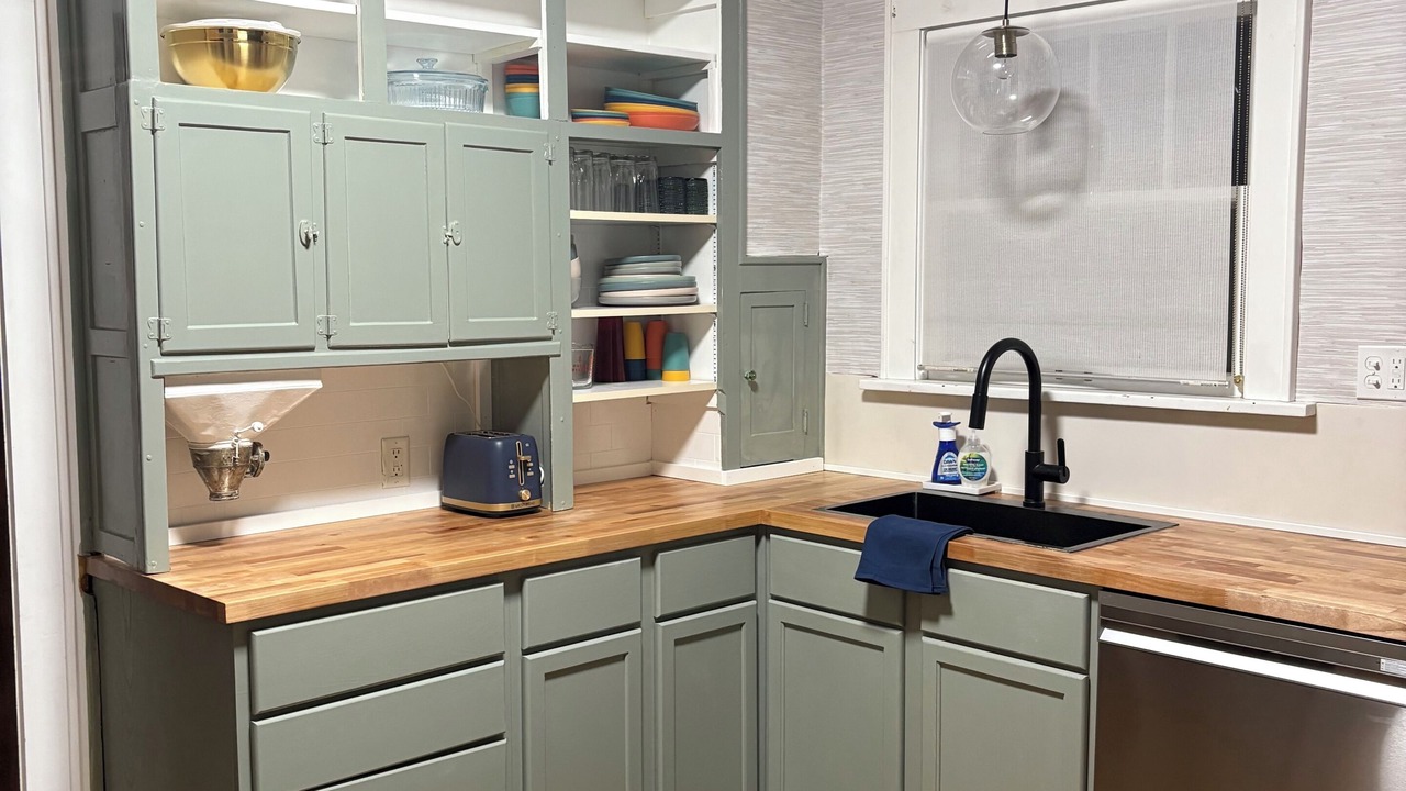 Photo of Kitchen in College Hill