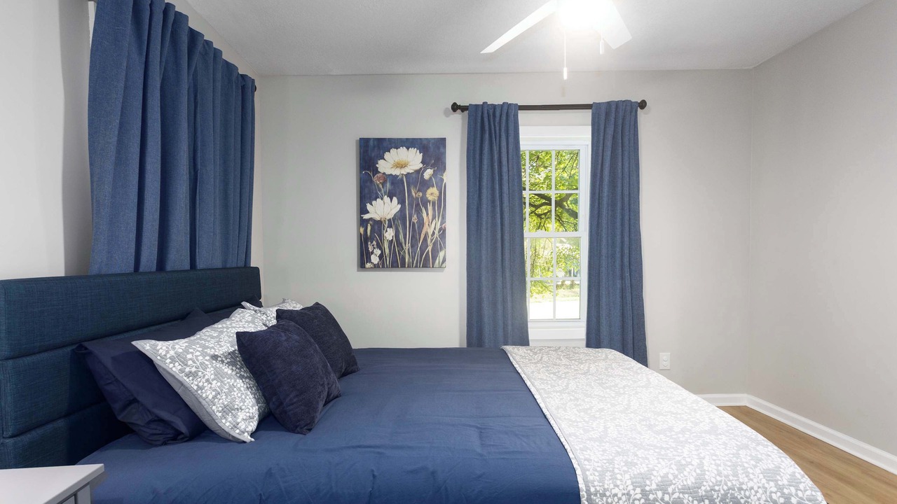 Photo of Bedroom in Waldron