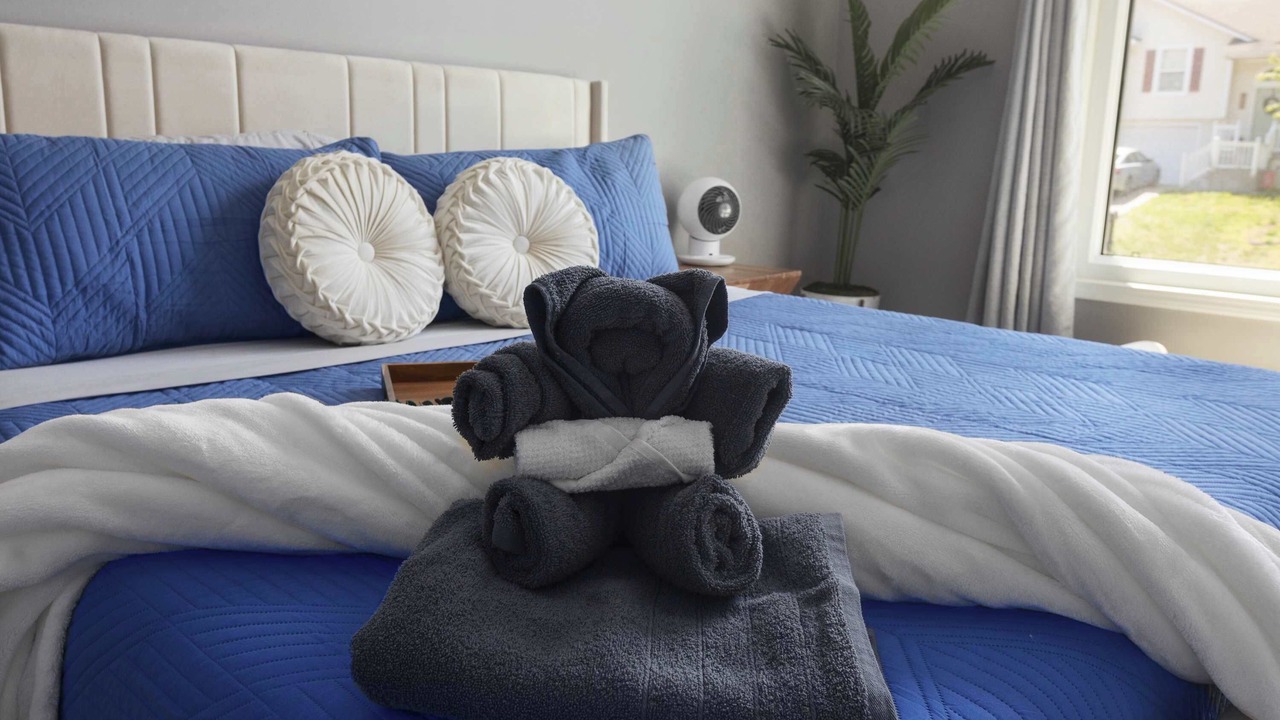 Photo of Bedroom in Blue Springs