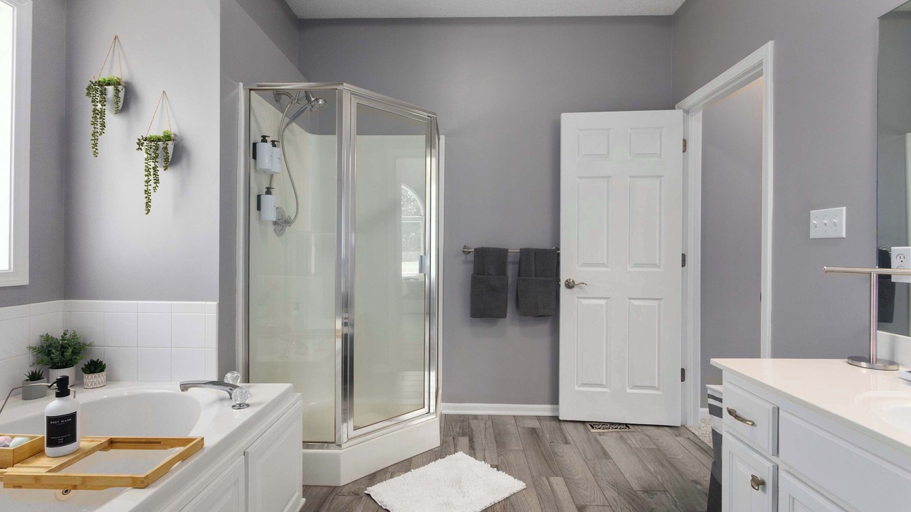 Photo of Bathroom in Blue Springs