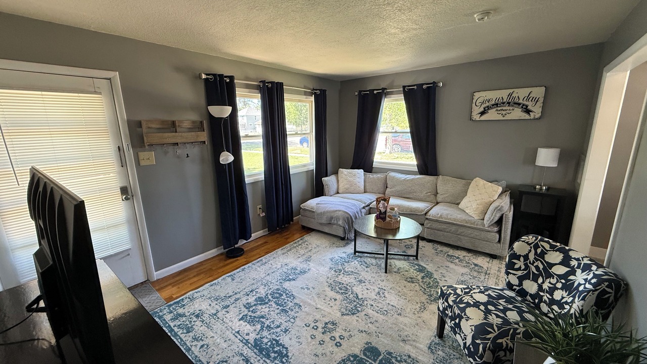 Photo of Livingroom in Fort Morgan