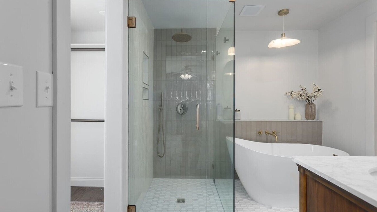 Photo of Bathroom in Lee's Summit