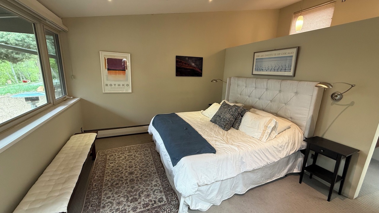 Photo of Bedroom in Downtown
