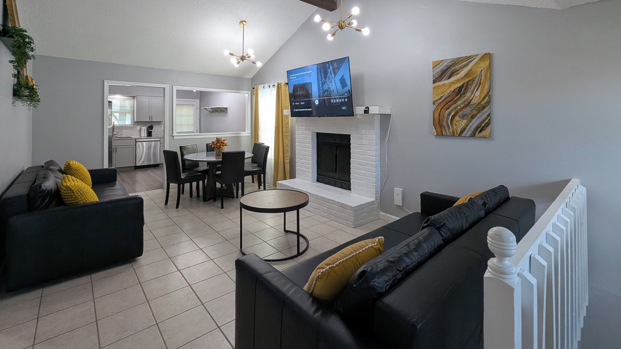 Photo of Livingroom in Mission