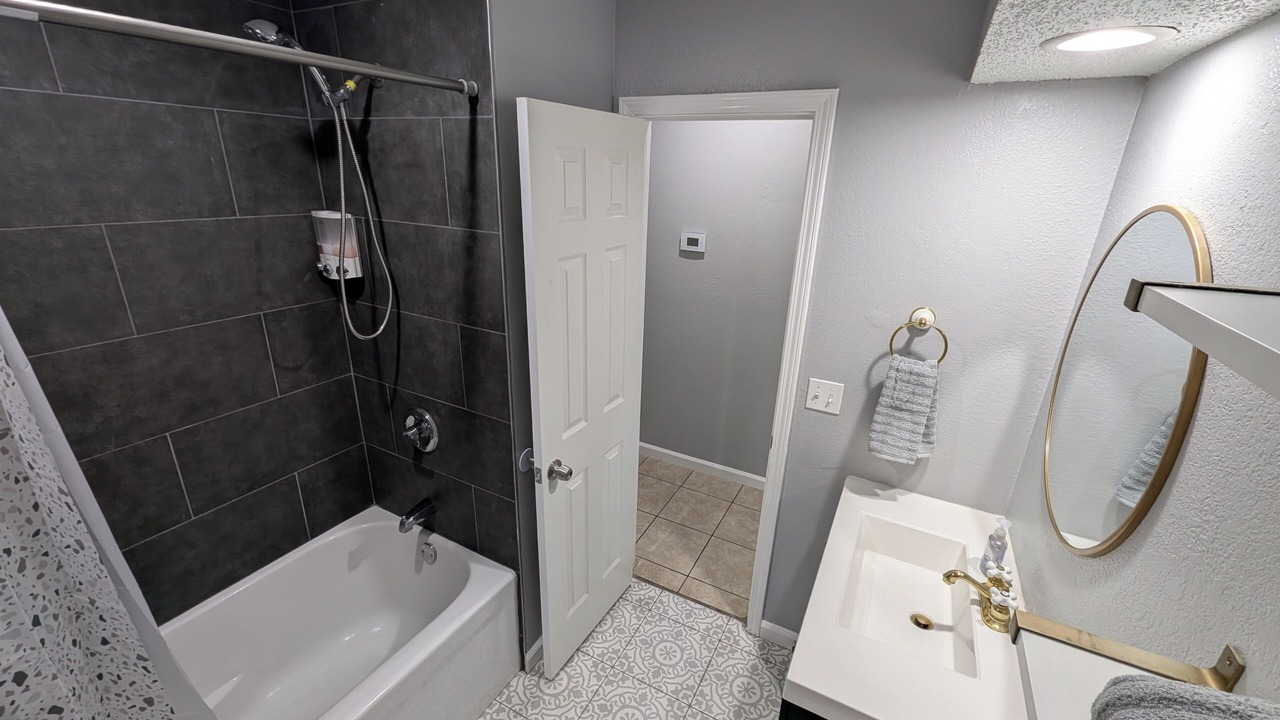 Photo of Bathroom in Mission