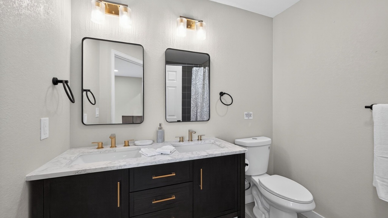 Photo of Bathroom in Aurora