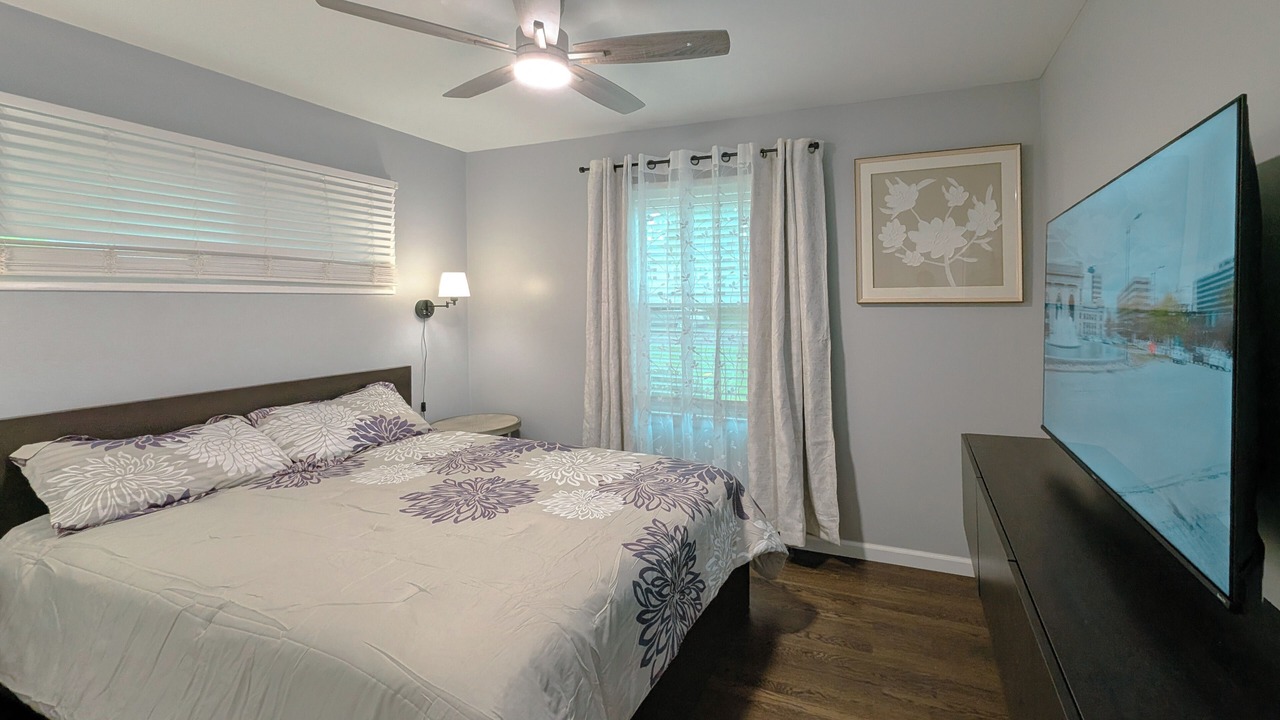 Photo of Bedroom in Overland Park