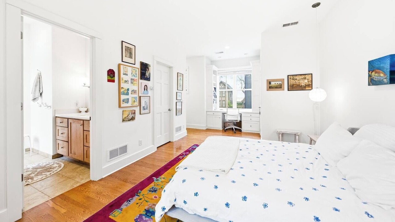 Photo of Bedroom in Westside North