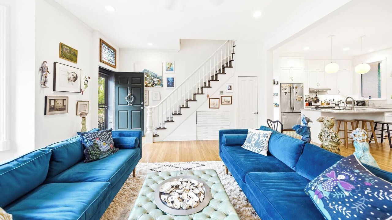 Photo of Livingroom in Westside North