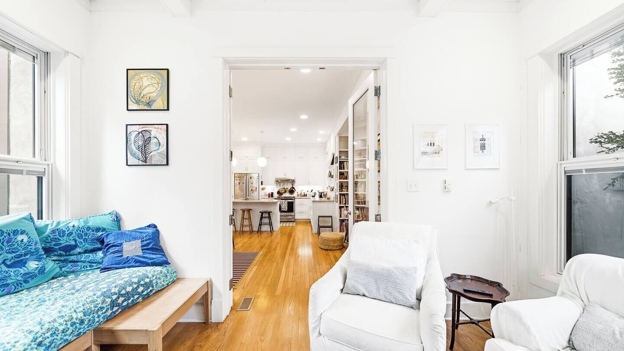 Photo of Livingroom in Westside North