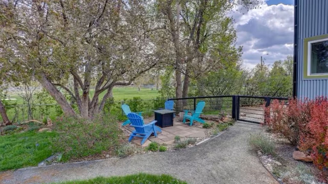 Photo of Outdoor in Martin Acres