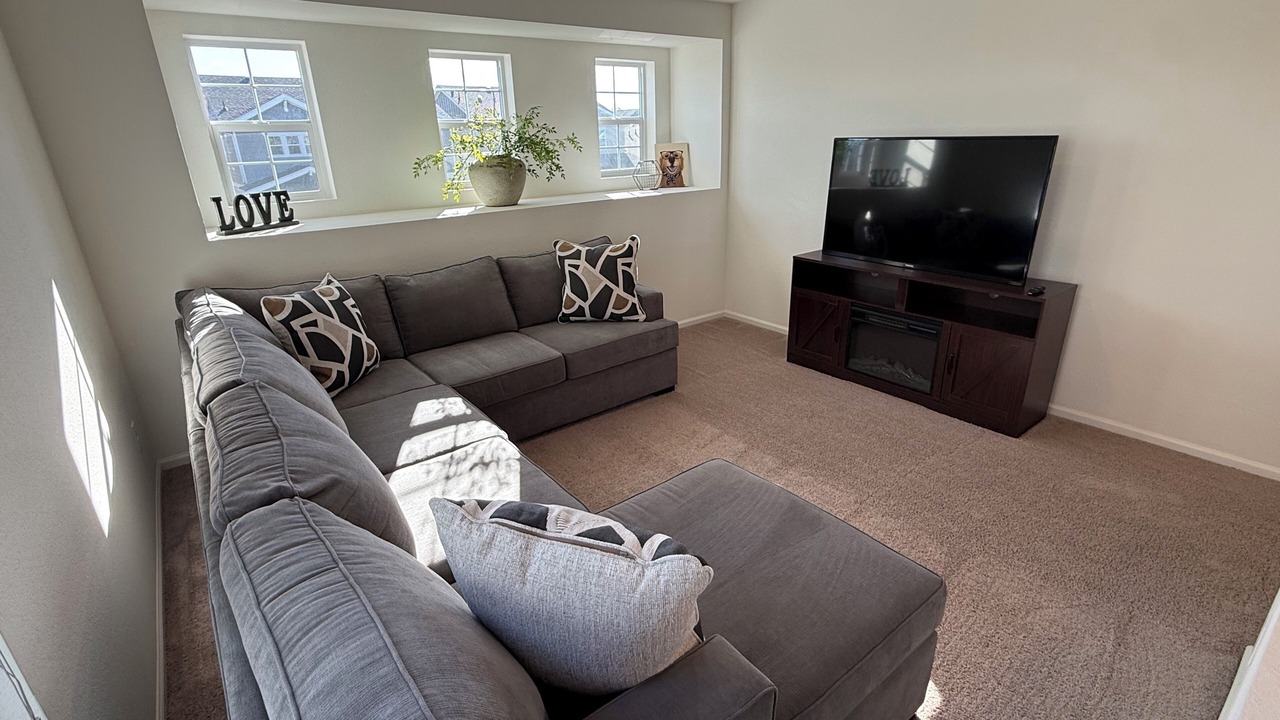 Photo of Livingroom in Centerra