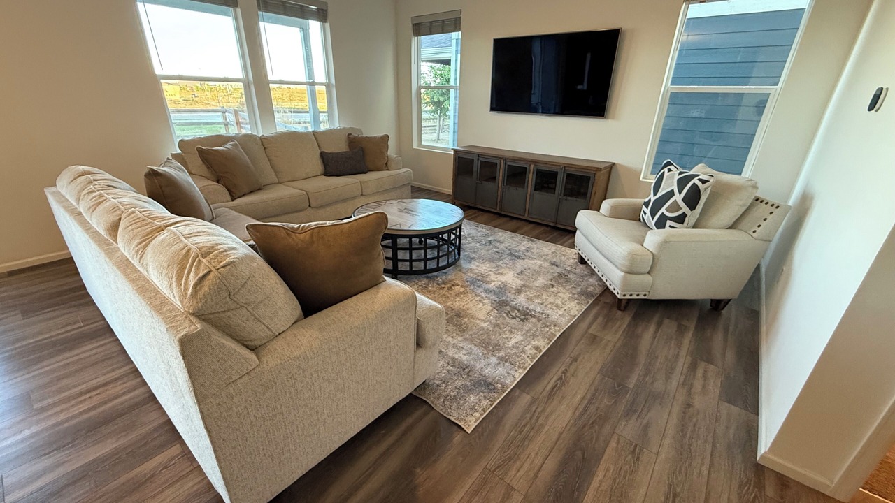 Photo of Livingroom in Centerra