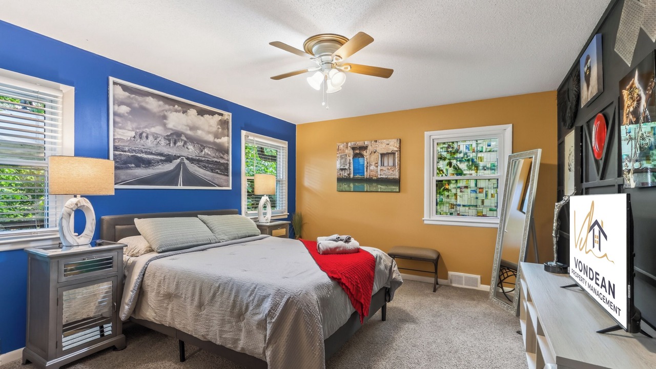 Photo of Bedroom in Overland Park